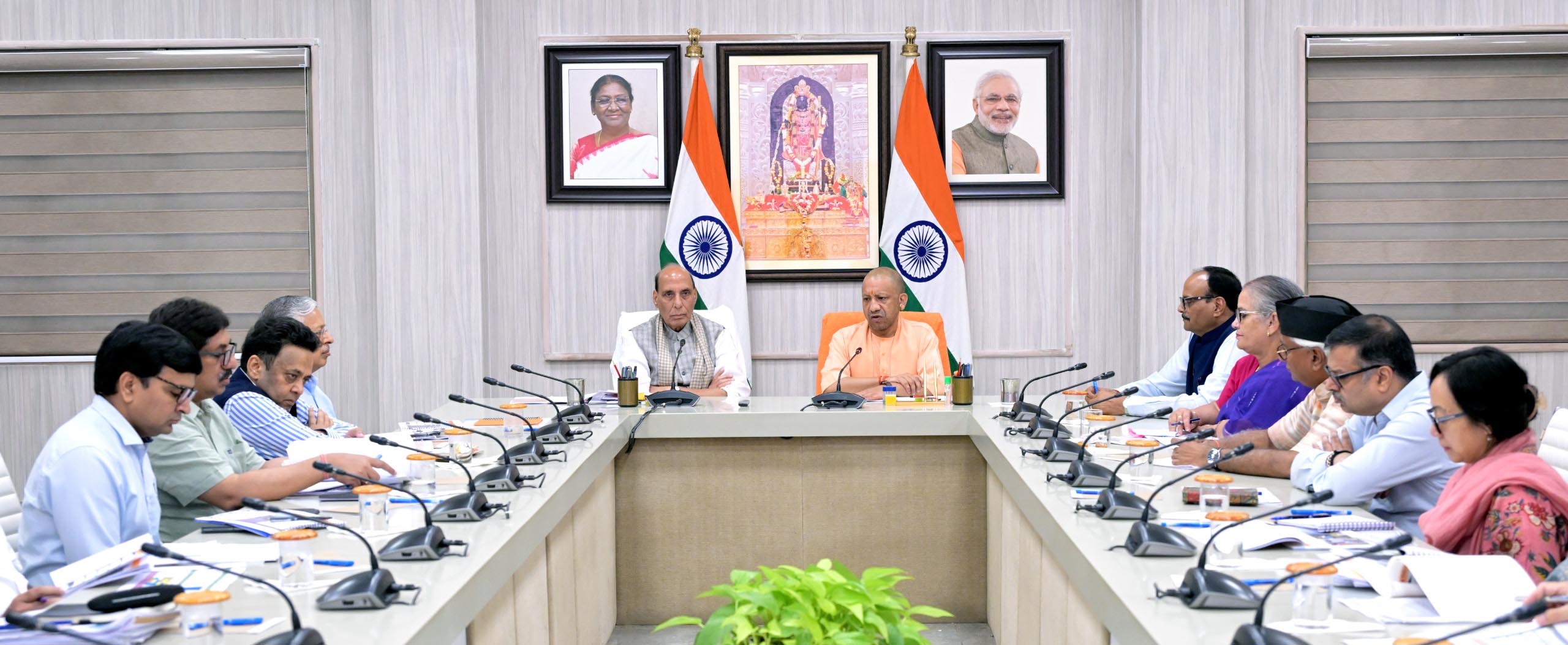 सुरक्षा, सम्मान, सामर्थ्य और समृद्धि से आलोकित हो रहा है नारीशक्ति का जीवन: मुख्यमंत्री सुरक्षा, सम्मान, सामर्थ्य और समृद्धि से आलोकित हो रहा है नारीशक्ति का जीवन: मुख्यमंत्री