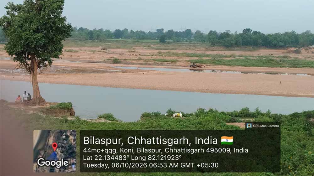 चालू है न्यायधानी में अवैध रेत खनन का कारोबार! नदी में दिनदहाड़े चल रहे ट्रैक्टर, प्रशासन की निगरानी पर उठे सवाल चालू है न्यायधानी में अवैध रेत खनन का कारोबार! नदी में दिनदहाड़े चल रहे ट्रैक्टर, प्रशासन की निगरानी पर उठे सवाल
