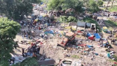 इंदौर में RE-2 पर बुलडोजर कार्रवाई का विरोध, लोगों ने किया पथराव; पुलिस ने किया लाठीचार्ज