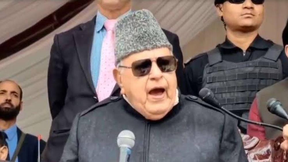 फारूक अब्दुल्ला के कश्मीर बयान पर बवाल, BJP ने कहा- पाकिस्तान से इतना प्यार है तो वहीं चले जाएं