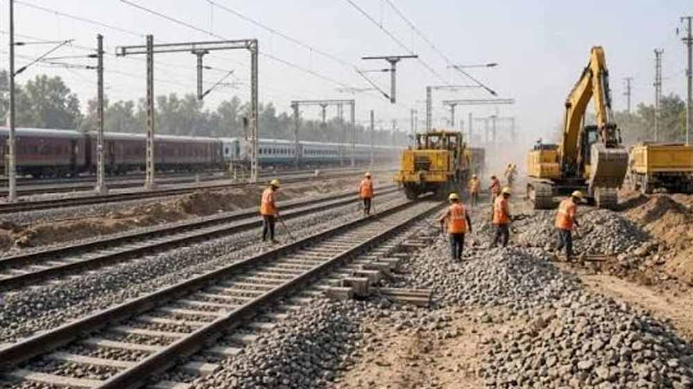 जबलपुर-इटारसी रेलखंड की तीसरी लाइन अटकी, MP से यूपी और दक्षिण भारत तक तेज होगी ट्रेनों की रफ्तार जबलपुर-इटारसी रेलखंड की तीसरी लाइन अटकी, MP से यूपी और दक्षिण भारत तक तेज होगी ट्रेनों की रफ्तार
