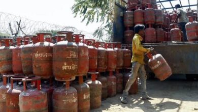 LPG सिलेंडर पर HPCL को ₹245 का नुकसान, नवंबर में बढ़कर ₹327 तक पहुंचने का अनुमान