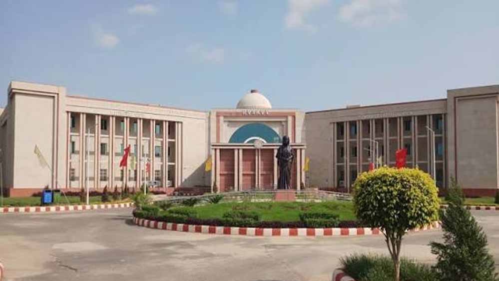 किसान की आय, फसल और पानी के हिसाब से तैयार होगी खाद, ग्वालियर कृषि विश्वविद्यालय बना रहा नया मॉडल किसान की आय, फसल और पानी के हिसाब से तैयार होगी खाद, ग्वालियर कृषि विश्वविद्यालय बना रहा नया मॉडल