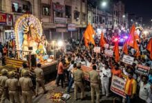 हैदराबाद में दुर्गा विसर्जन जुलूस पर अंडा फेंकने से बवाल, विरोध-प्रदर्शन के बाद बढ़ा तनाव
