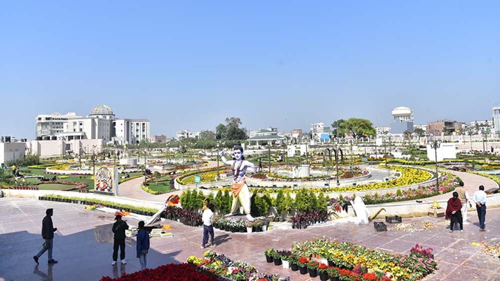 बरेली में नवरात्र से खुलेगी रामायण वाटिका, 51 फीट ऊंची श्रीराम प्रतिमा बनेगी मुख्य आकर्षण बरेली में नवरात्र से खुलेगी रामायण वाटिका, 51 फीट ऊंची श्रीराम प्रतिमा बनेगी मुख्य आकर्षण