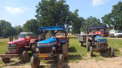 अवैध खनिज परिवहन पर सख्ती, रेत-पत्थर से भरे 6 वाहन जब्त