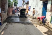 दुर्ग में सीमेंट सड़क निर्माण में गड़बड़ी पर महापौर ने लगाई फटकार