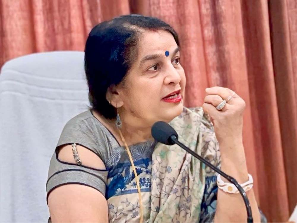 खैरागढ़ संगीत विश्वविद्यालय की कुलपति के खिलाफ सोशल मीडिया पोस्ट से विवाद, स्टाफ ने जताई आपत्ति खैरागढ़ संगीत विश्वविद्यालय की कुलपति के खिलाफ सोशल मीडिया पोस्ट से विवाद, स्टाफ ने जताई आपत्ति