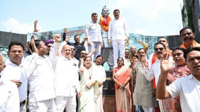 गांधी जयंती पर औद्योगिक क्षेत्र कोरबा में लगाए गए लगभग 100 पौधे
