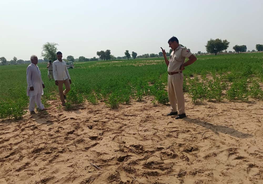 Satna News: सतना में नकाबपोश बदमाशों का आतंक, किसान का गला रेता और जेवर लूटे, 5 गंभीर घायल Satna News: सतना में नकाबपोश बदमाशों का आतंक, किसान का गला रेता और जेवर लूटे, 5 गंभीर घायल