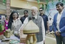 प्रधानमंत्री श्री नरेन्द्र मोदी ने छत्तीसगढ़ के स्टाल की सराहना की