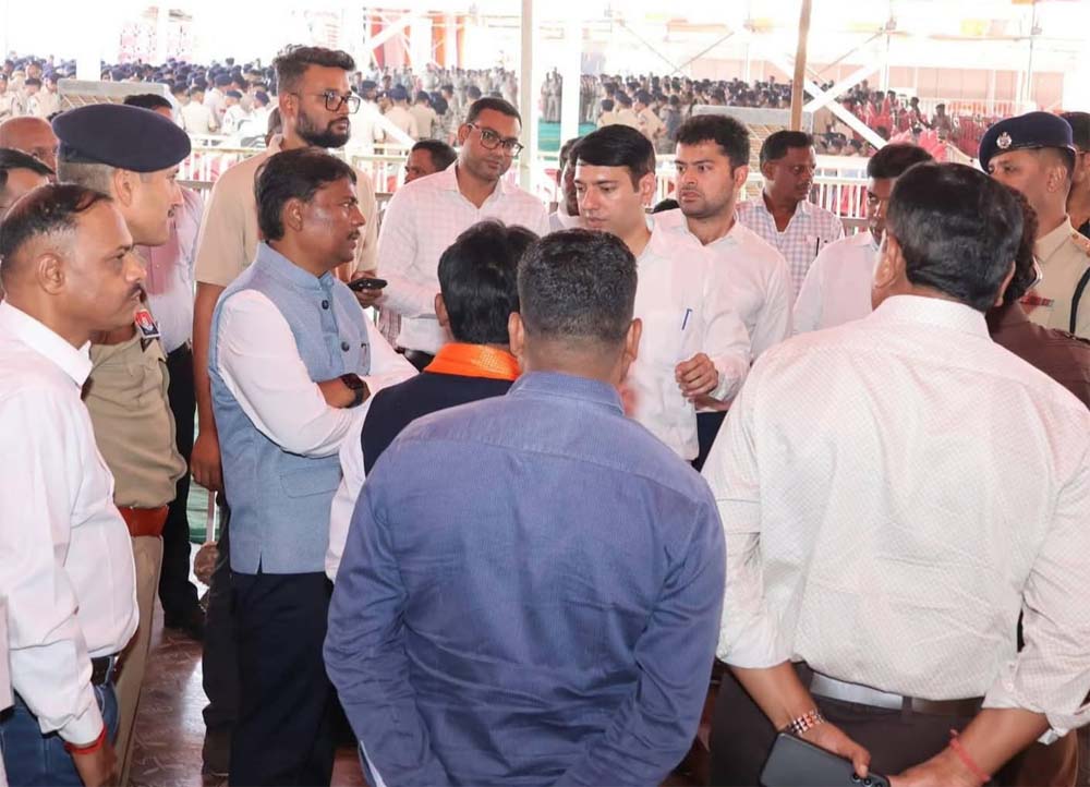 23 अक्टूबर को जगदलपुर आएंगी राष्ट्रपति द्रौपदी मुर्मु, मुरिया दरबार में होंगी शामिल 23 अक्टूबर को जगदलपुर आएंगी राष्ट्रपति द्रौपदी मुर्मु, मुरिया दरबार में होंगी शामिल