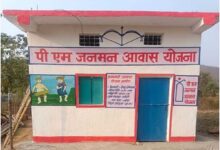 कच्ची झोपड़ी से पक्के घर तक, पीएम जनमन आवास ने बदली रोन्हू के परिवार की जिंदगी