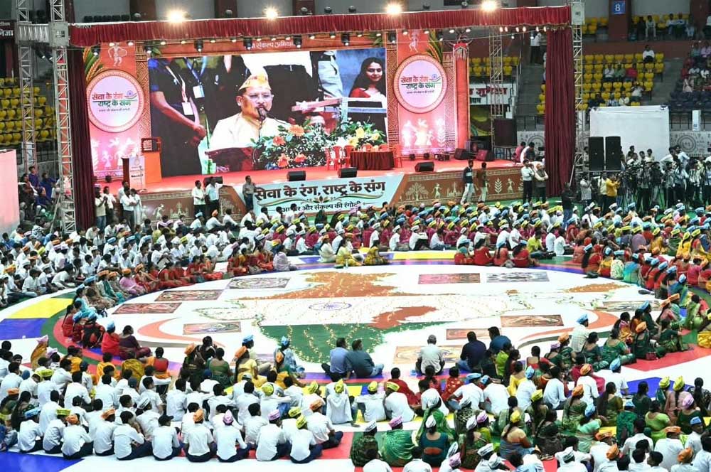 प्रधानमंत्री  नरेंद्र मोदी के सार्वजनिक जीवन के 25 वर्ष सेवा, सुशासन और जनकल्याण को समर्पित : मुख्यमंत्री  विष्णु देव साय