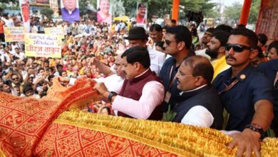 इंदौर में विशाल चुनरी यात्रा में शामिल हुए मुख्यमंत्री डॉ. यादव
