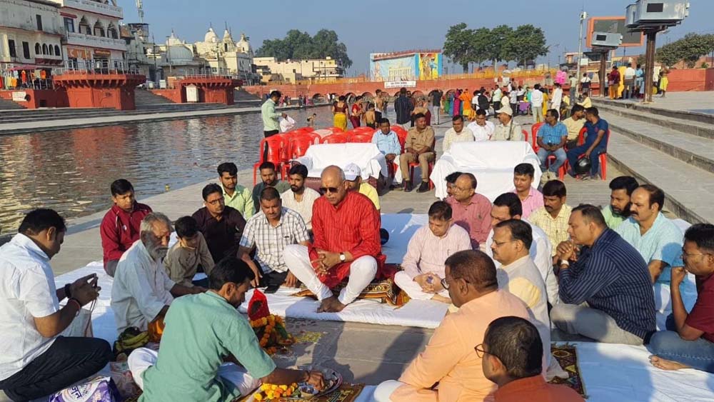 योगी सरकार के मार्गदर्शन में अयोध्या में जगमगाएंगे 30 लाख से अधिक दीप, नया कीर्तिमान रचने की तैयारी योगी सरकार के मार्गदर्शन में अयोध्या में जगमगाएंगे 30 लाख से अधिक दीप, नया कीर्तिमान रचने की तैयारी