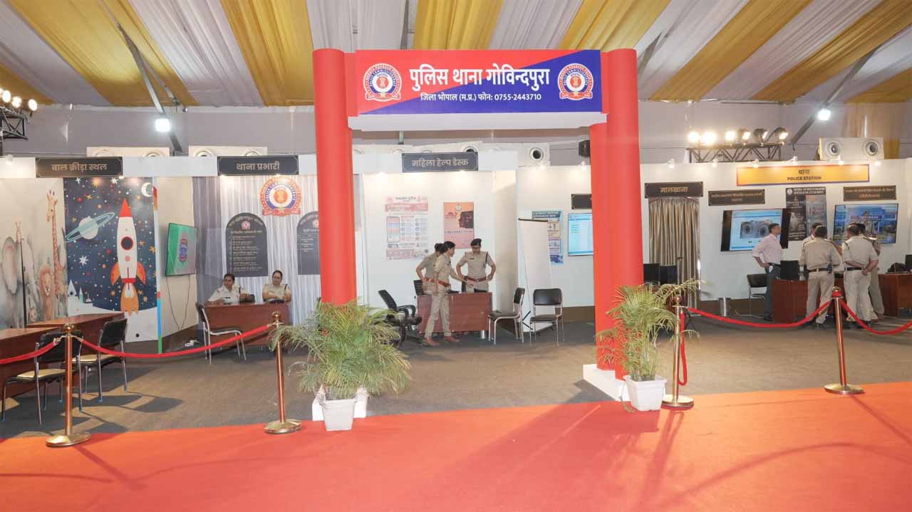नवीन न्याय संहिताओं को करीब से जानने का अवसर—बीएचईएल दशहरा मैदान में भव्य प्रदर्शनी नवीन न्याय संहिताओं को करीब से जानने का अवसर—बीएचईएल दशहरा मैदान में भव्य प्रदर्शनी