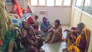 छतरपुर में मजदूरों से भरी पिकअप पलटी, 37 घायल; 16 की हालत गंभीर
