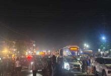 बिजली कटौती से भड़के ग्रामीण, इंदौर-भोपाल हाईवे पर रात में चक्काजाम; 2 किमी तक लगी कतारें