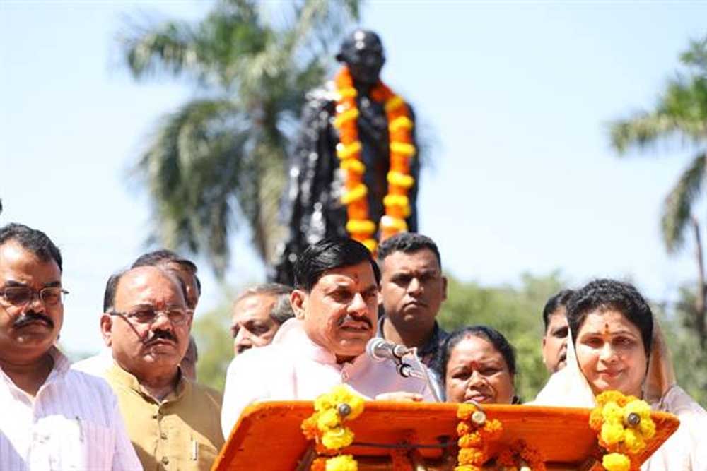 महात्मा गांधी के स्वदेशी और आत्मनिर्भरता के विचारों को आगे बढ़ा रहे प्रधानमंत्री  मोदी : मुख्यमंत्री डॉ. यादव