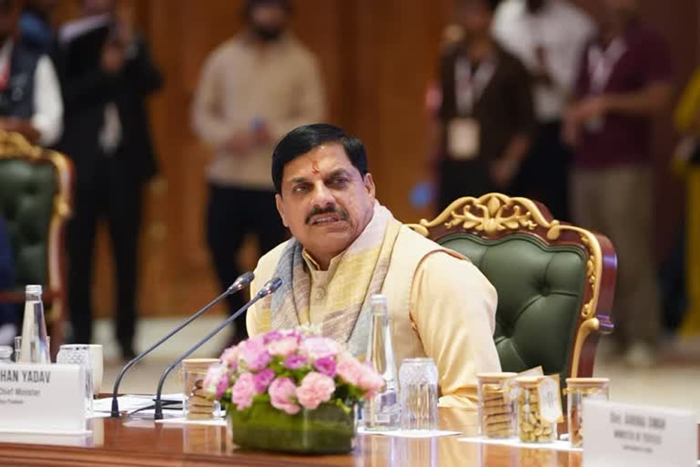 नकल रोकने के लिए MP सरकार का बड़ा कदम, 4 शहरों में फास्ट-ट्रैक कोर्ट नकल रोकने के लिए MP सरकार का बड़ा कदम, 4 शहरों में फास्ट-ट्रैक कोर्ट