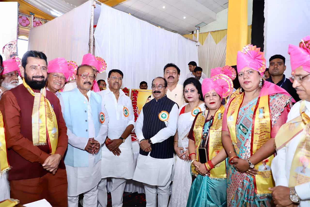अखिल भारतीय तैलिक साहू महासभा के राष्ट्रीय अधिवेशन में मुख्य अतिथि के रूप में शामिल हुए उप मुख्यमंत्री अरुण साव