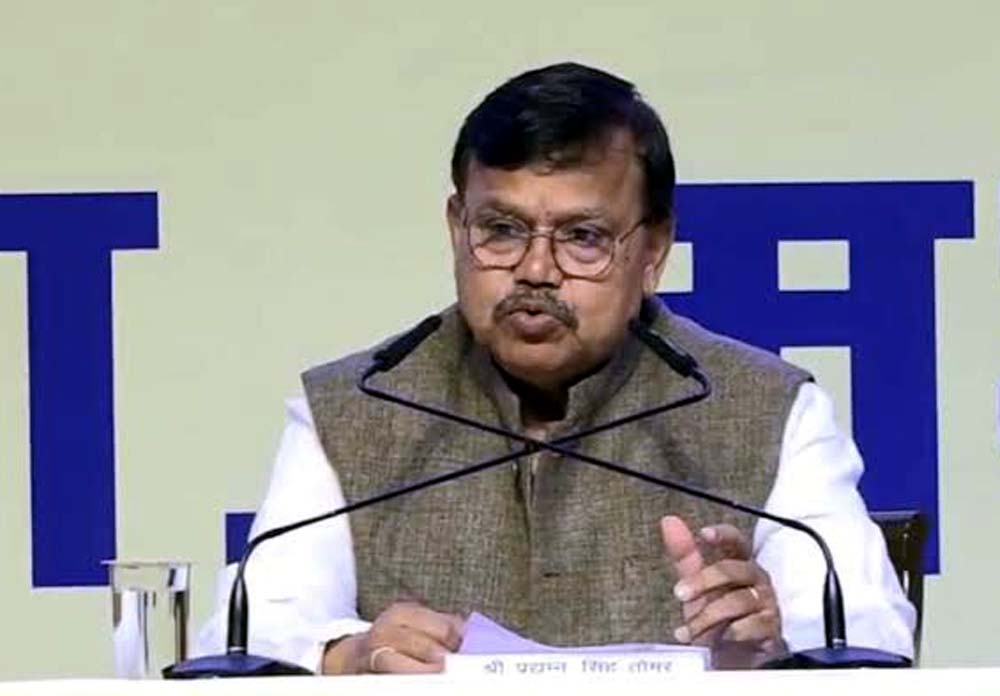 ऊर्जा मंत्री तोमर ने विजयादशमी पर प्रदेशवासियों को दी बधाई ऊर्जा मंत्री तोमर ने विजयादशमी पर प्रदेशवासियों को दी बधाई