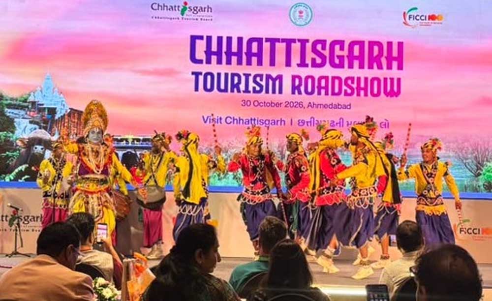 गुजरात में छत्तीसगढ़ पर्यटन की गूंज, अहमदाबाद रोड शो से पर्यटन और निवेश की नई संभावनाओं को मिला विस्तार
