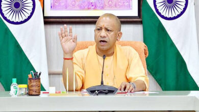 योगी सरकार का राहत कार्यों के साथ बाढ़ का पानी उतरते ही सफाई और दवा छिड़काव तेज करने पर जोर